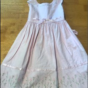 Girl’s dress - light pink with floral embroidery
